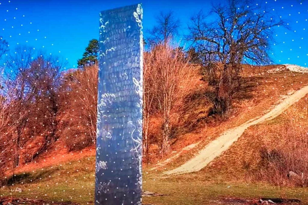 Desaparece el misterioso monolito de Utah y encuentran otro en Rumania
